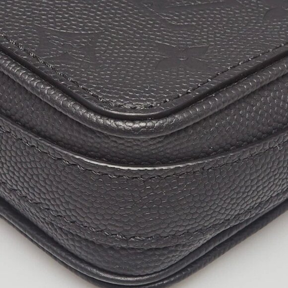 Louis Vuitton x NBA Black Monogram Leather Printed Messenger Bag - Picture 4 of 11